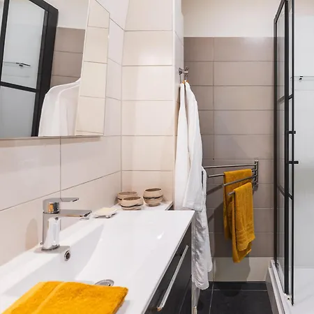 Domaine Des Chanoines Blancs